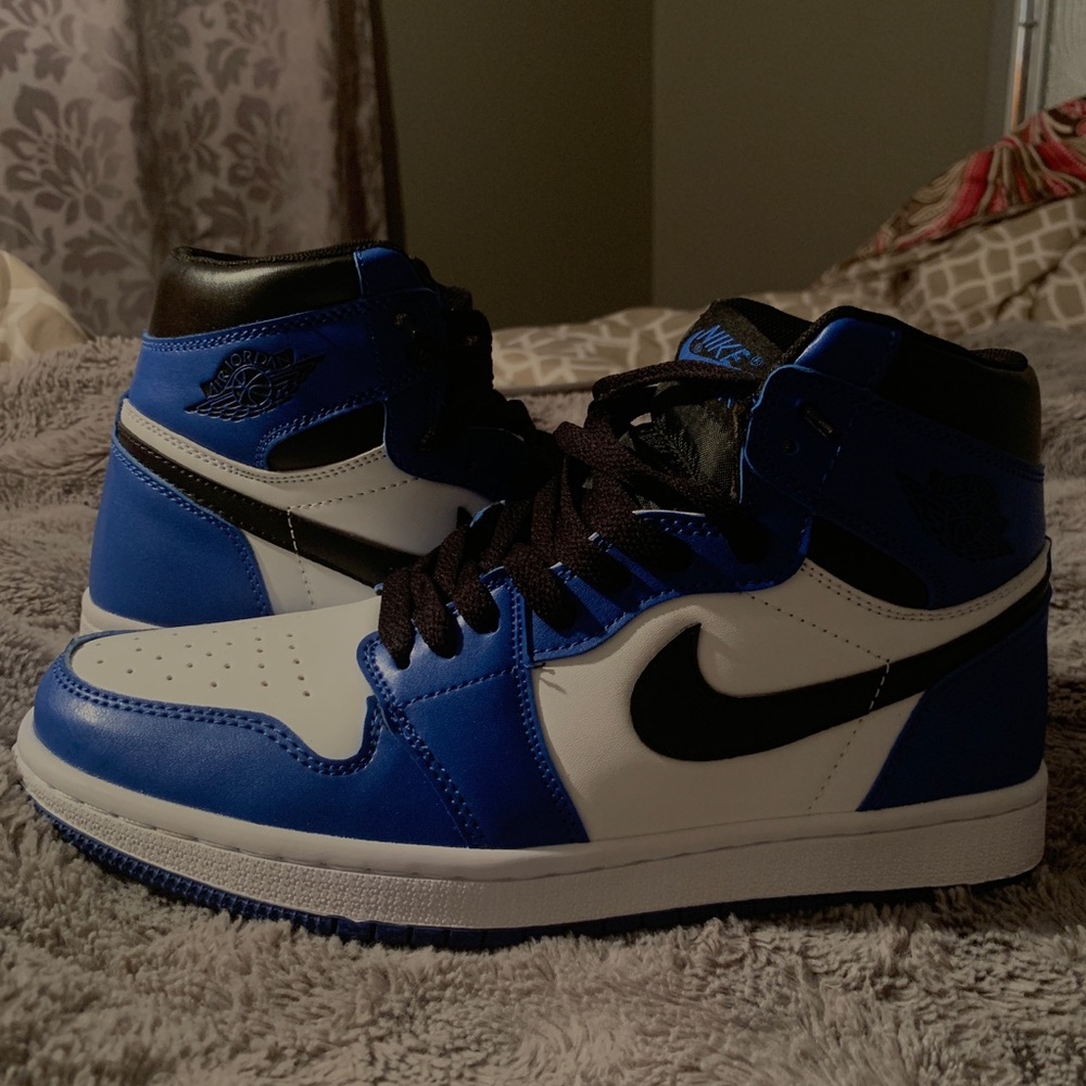 Air Jordan Retro 1’s High ‘Royal Blue’